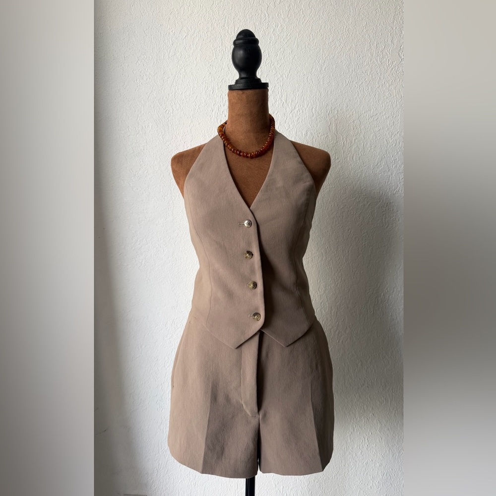 Aritzia Wilfred Taupe Vito Vest Set